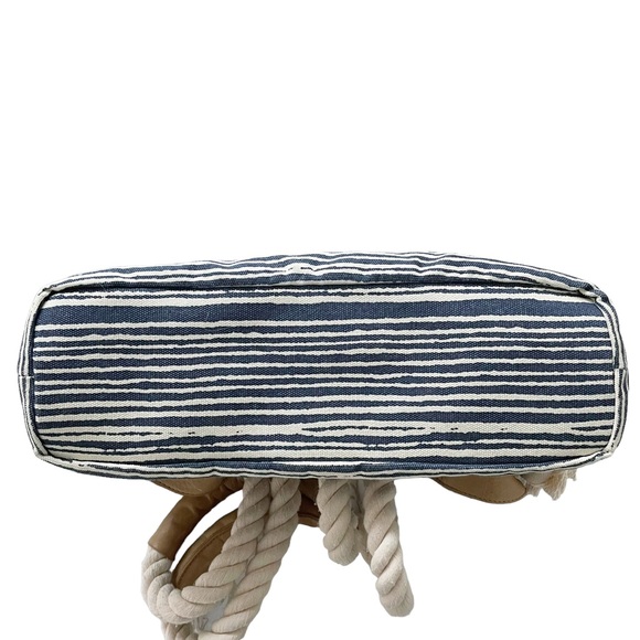 Tommy Bahama | Nautical Rope Canvas Beachy Bag w/ Grommets & Leather Accents - Picture 4 of 7